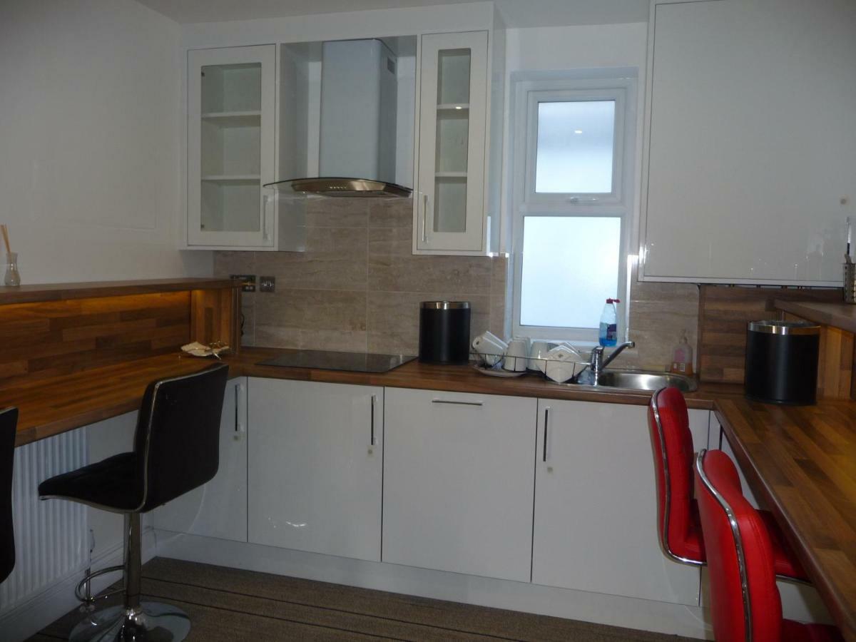 Heathrow-Windsor Guest House Слау Экстерьер фото