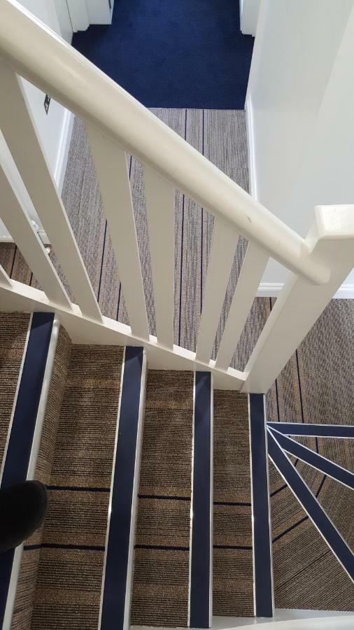 Heathrow-Windsor Guest House Слау Экстерьер фото