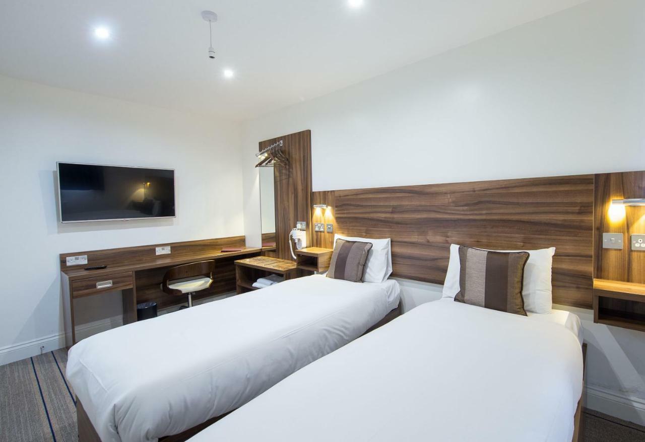 Heathrow-Windsor Guest House Слау Экстерьер фото