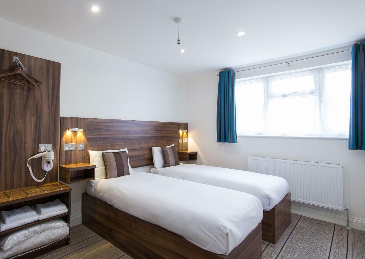 Heathrow-Windsor Guest House Слау Экстерьер фото