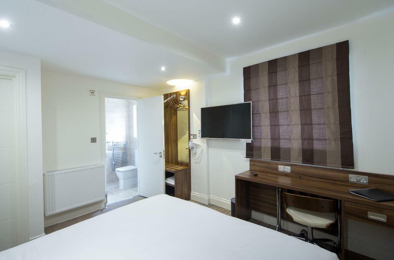 Heathrow-Windsor Guest House Слау Экстерьер фото