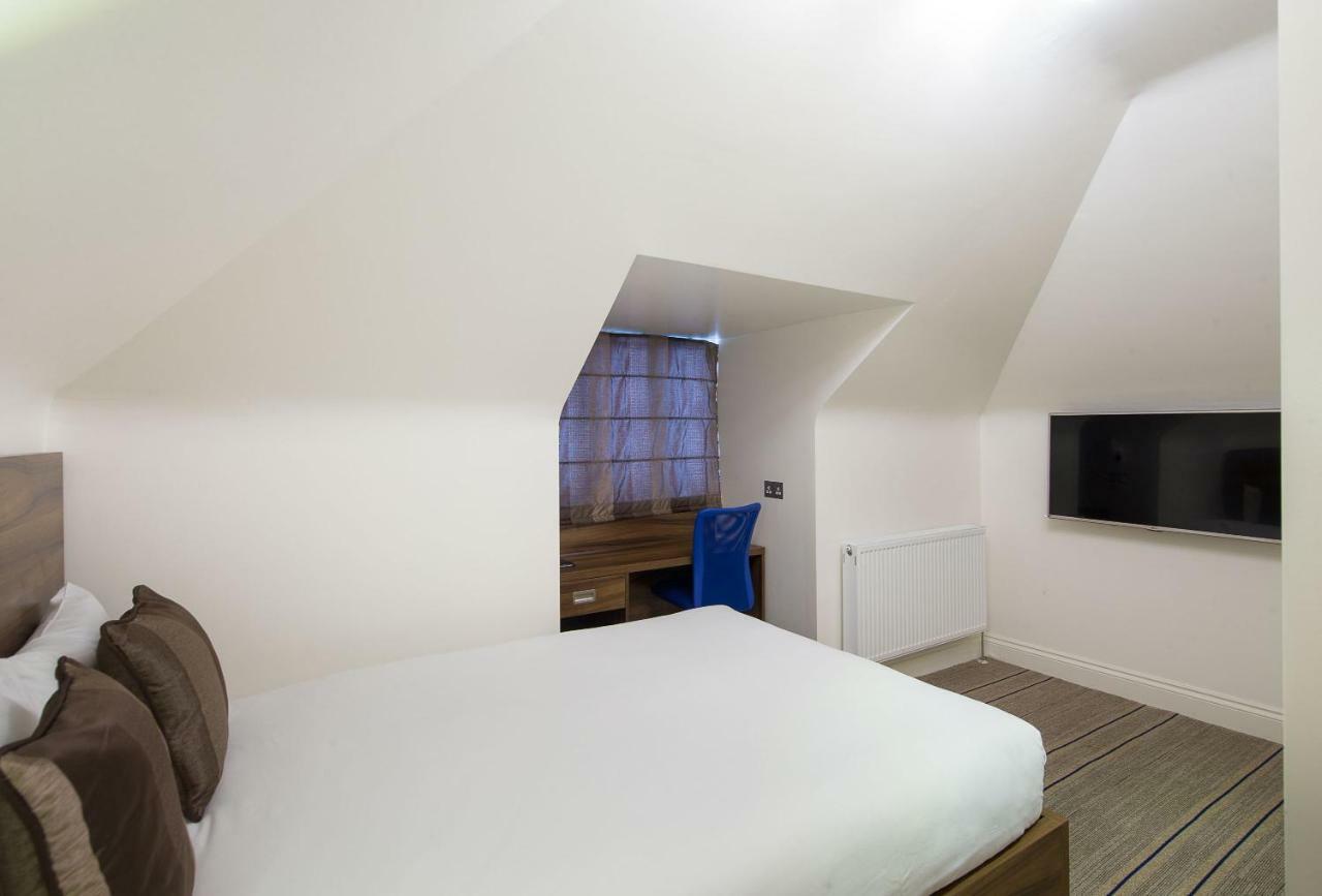 Heathrow-Windsor Guest House Слау Экстерьер фото