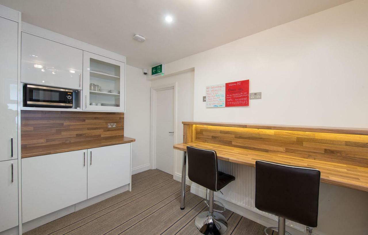 Heathrow-Windsor Guest House Слау Экстерьер фото