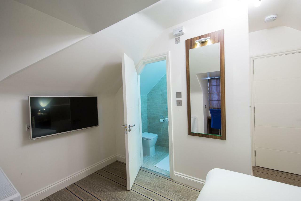 Heathrow-Windsor Guest House Слау Экстерьер фото